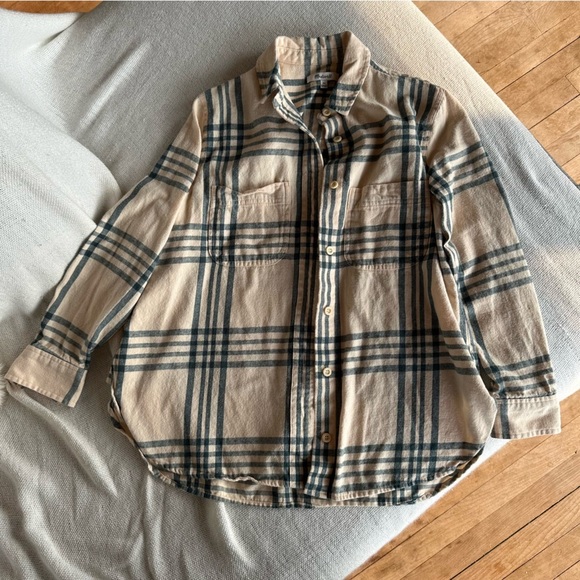Madewell Oversized Boyfriend Checkered Button Down Shirt in Cream and Green - Picture 7 of 9